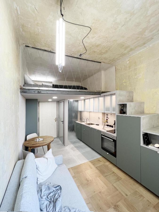 Turnkey Urban Harmony Studio Apartment Prag